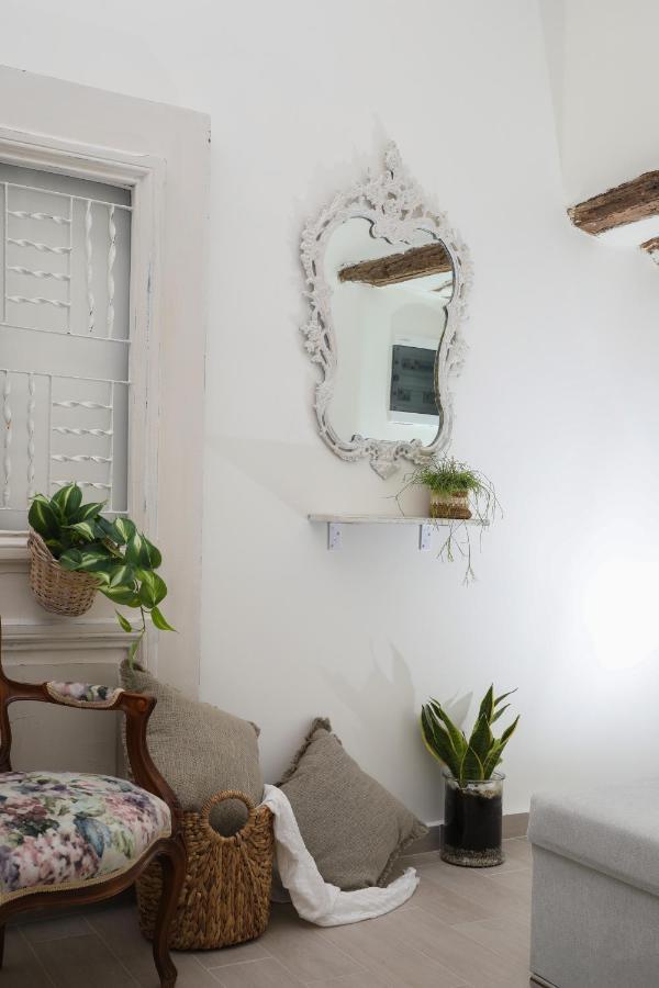 Coco's Luxury Naxos Apartment *